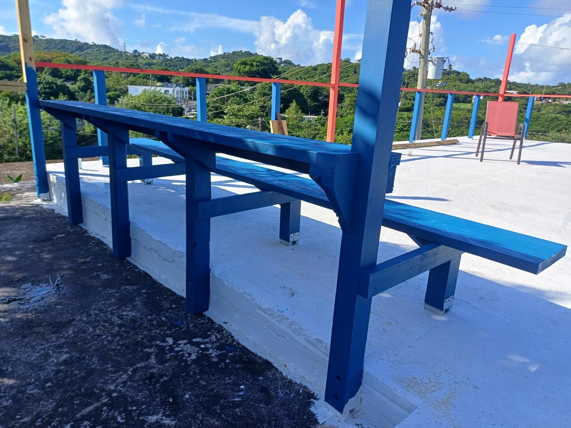 Rooster Run Glamping Camping Has Rooftop And Off The Ground Glamping Experience For 1 To 16 In A Single Tent And Views Of The Rain Forrest And To Culebra Across The Atlantic Ocean W Tents, Linens, Deluxe Air Beds, Warm Shower And More At A Great Pric Vieques Exterior foto